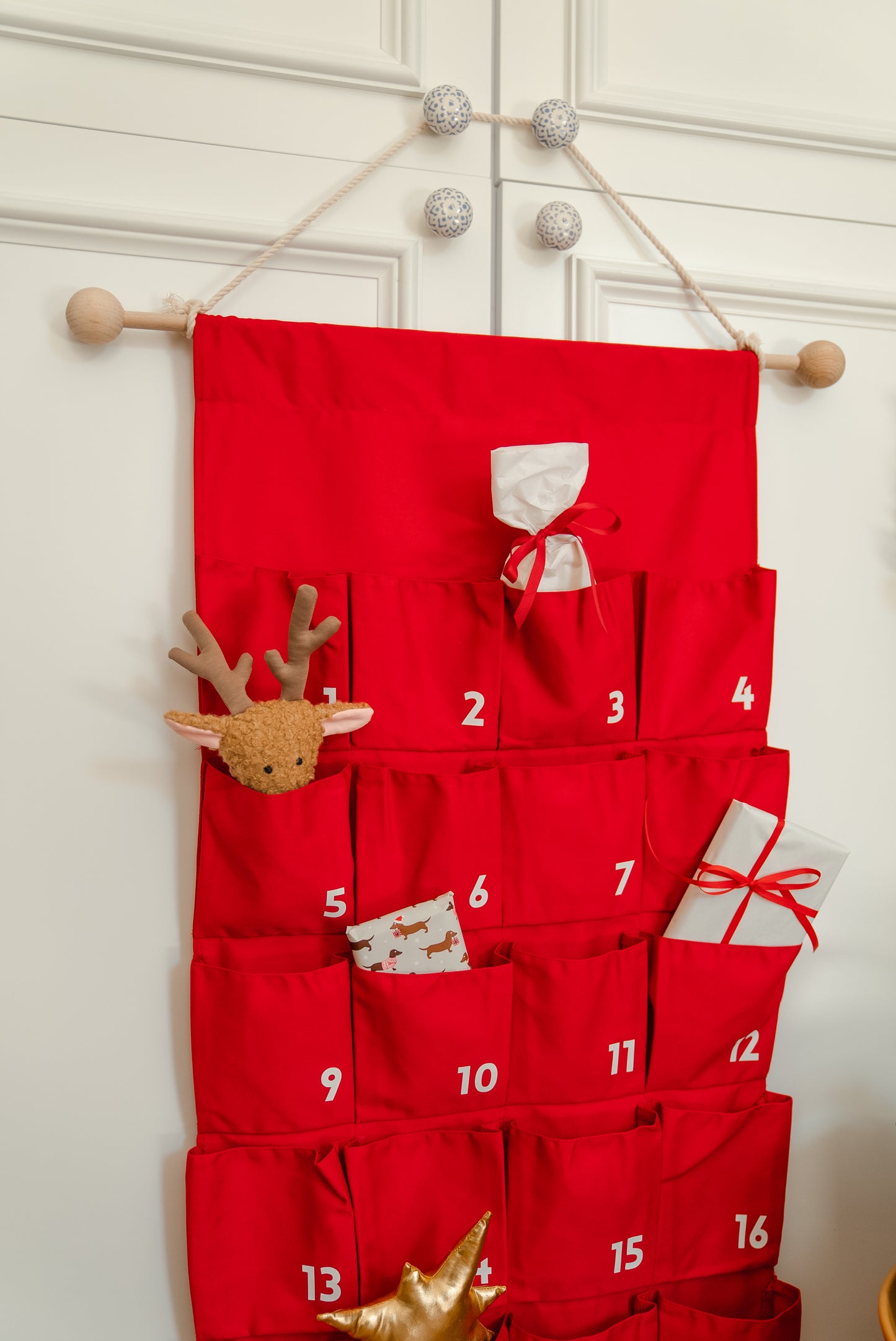 Advent calendar Red