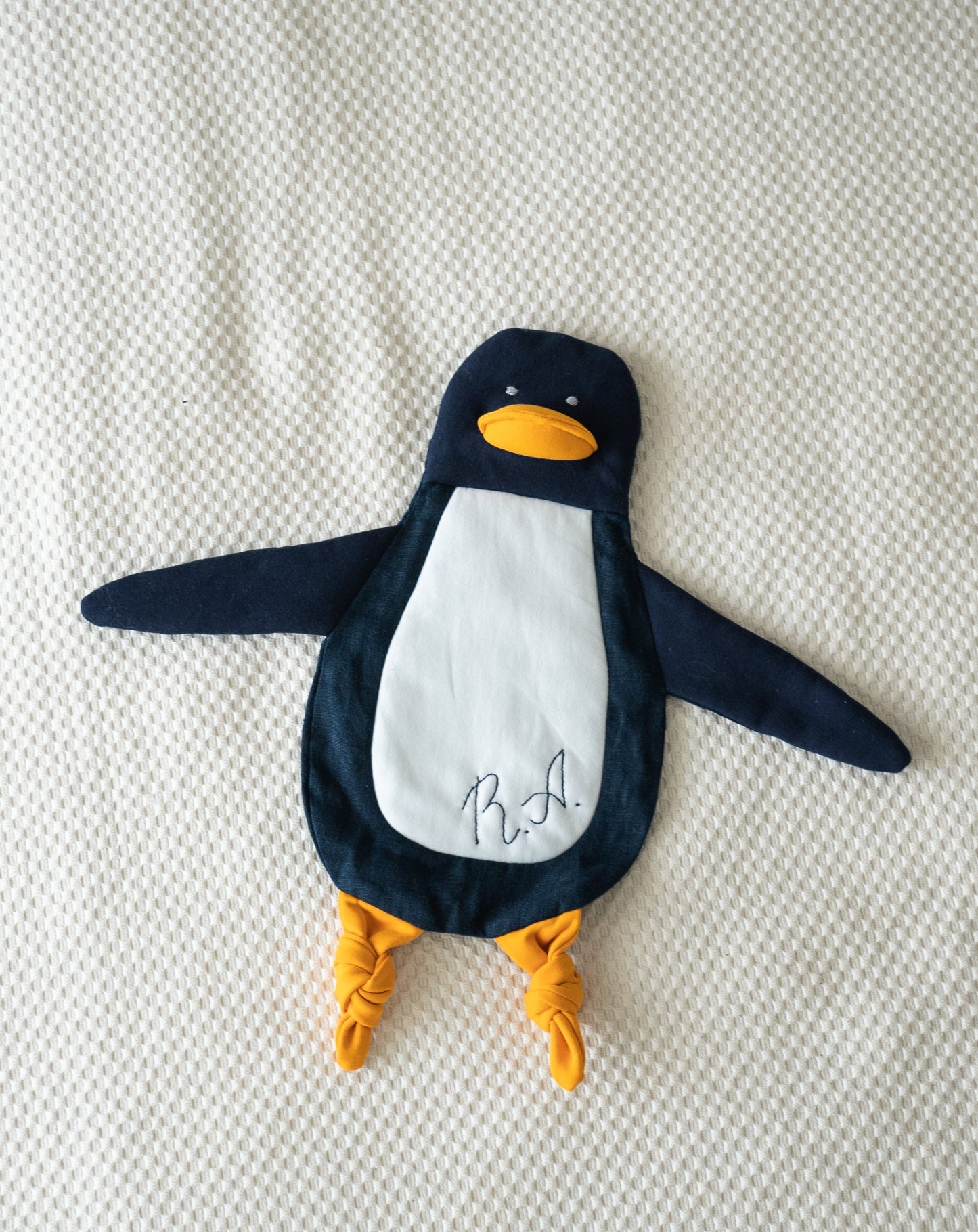 Muslin lovey Penguin