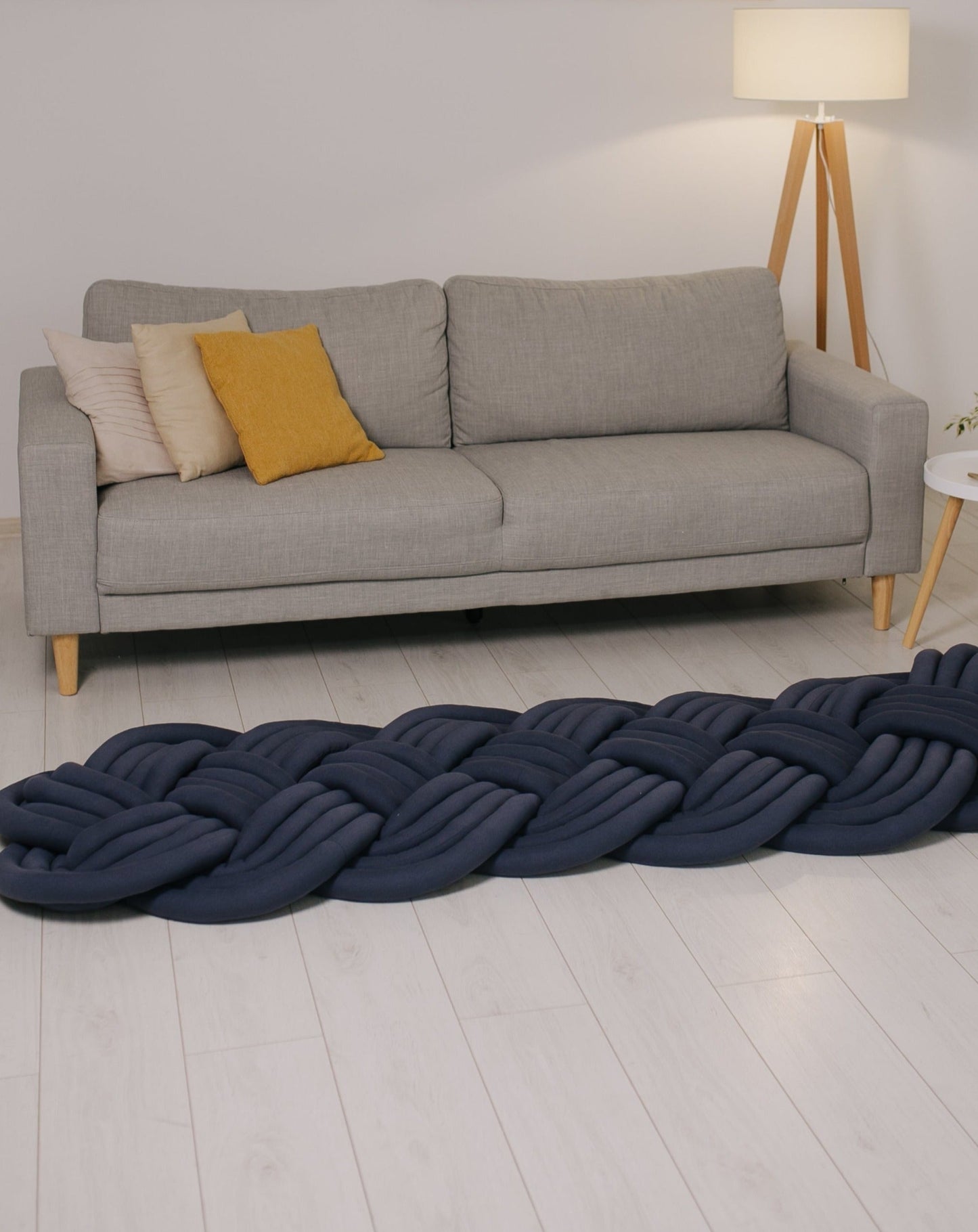 Swirl braided rug