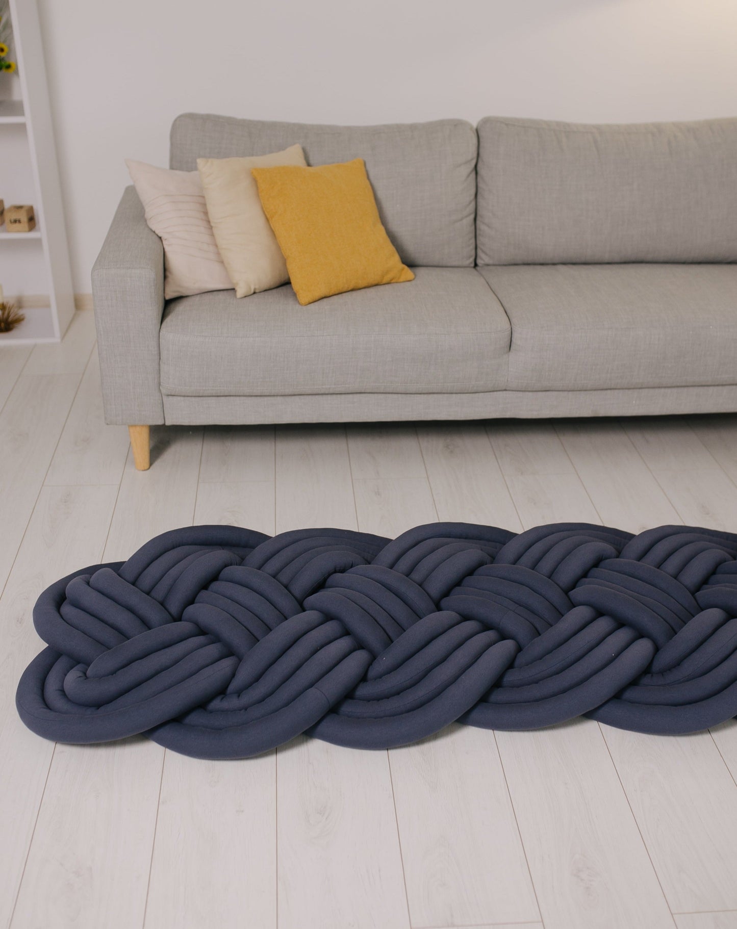 Swirl braided rug